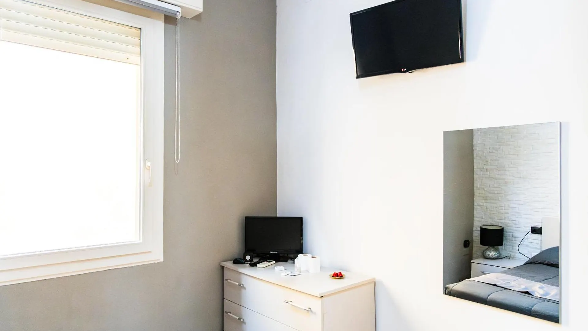 La Casa Di Ryan - Camere - Policlinico - Cittadella Monserrato Appartamento