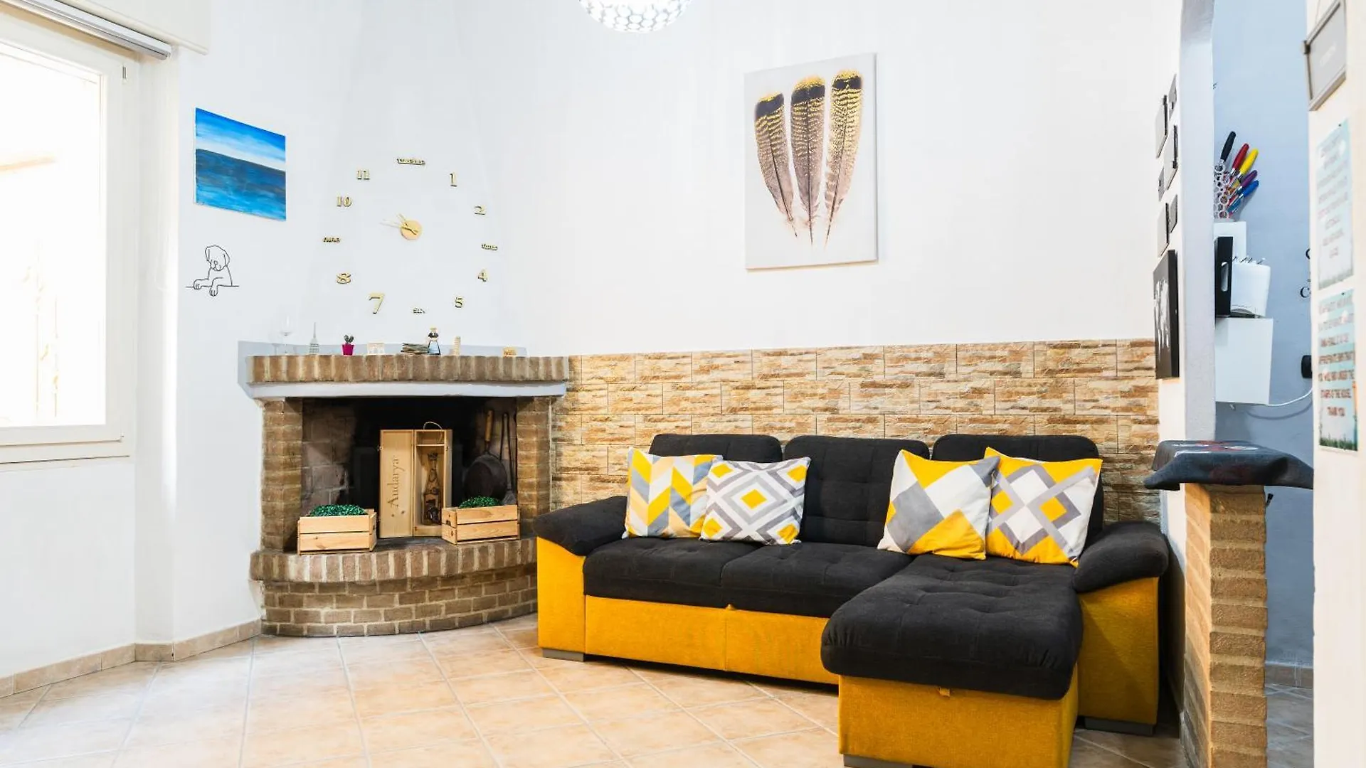 La Casa Di Ryan - Camere - Policlinico - Cittadella Monserrato 0*,  Italia
